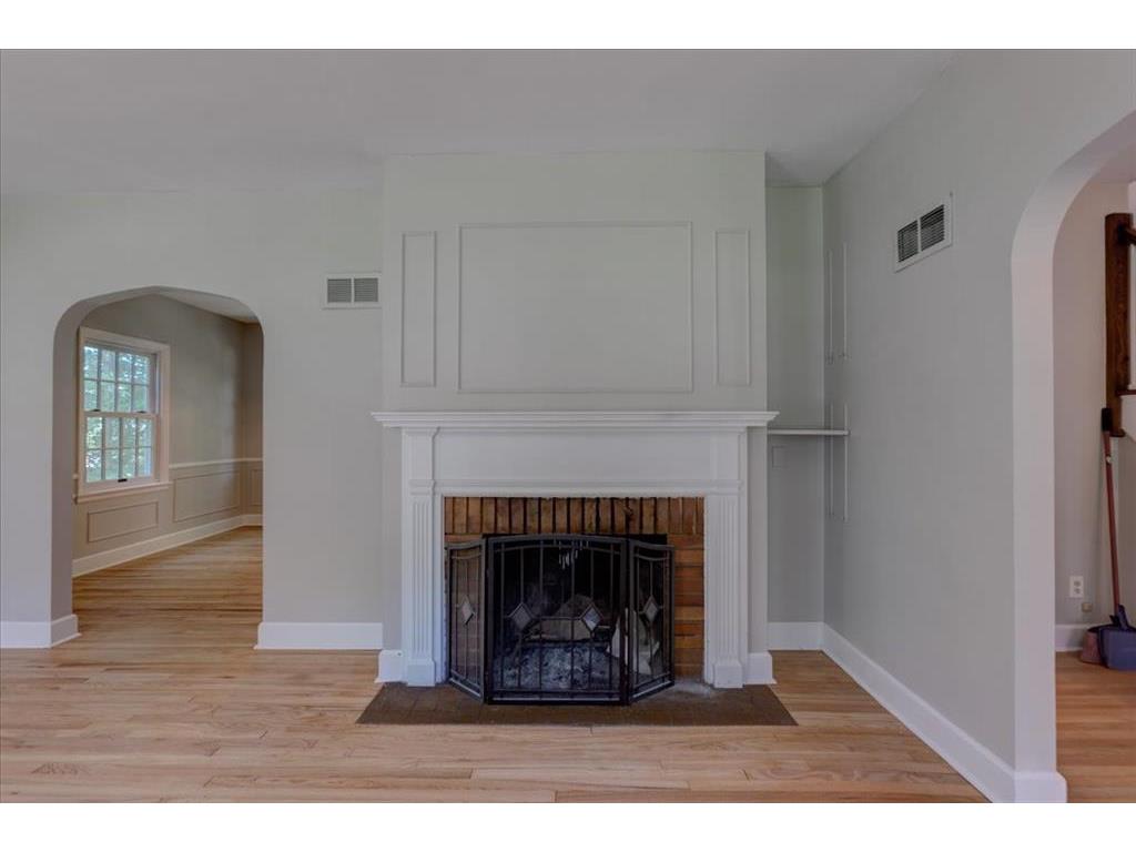 1319 Oakwood Avenue Menomonie WI 54751 7106733 image8