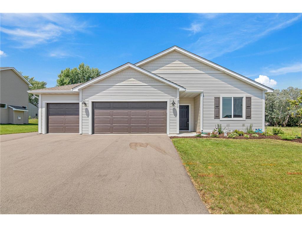 1319 Violet Street New Richmond WI 54017 6819379 image1