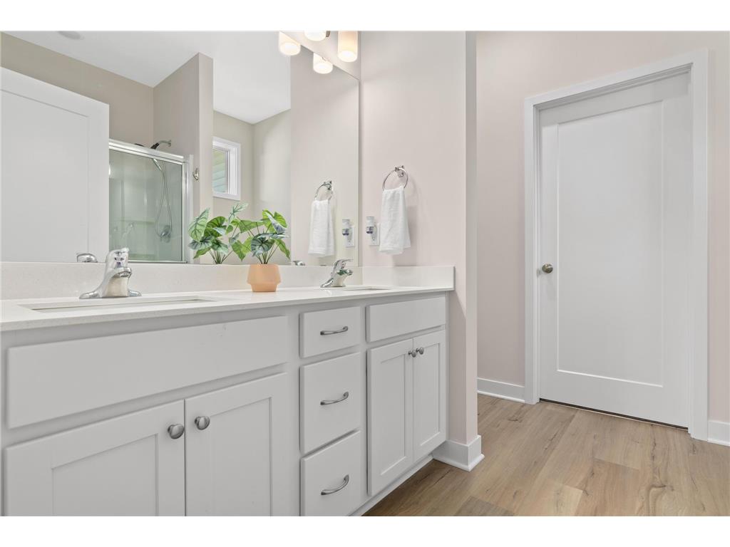 1319 Violet Street New Richmond WI 54017 6819379 image19