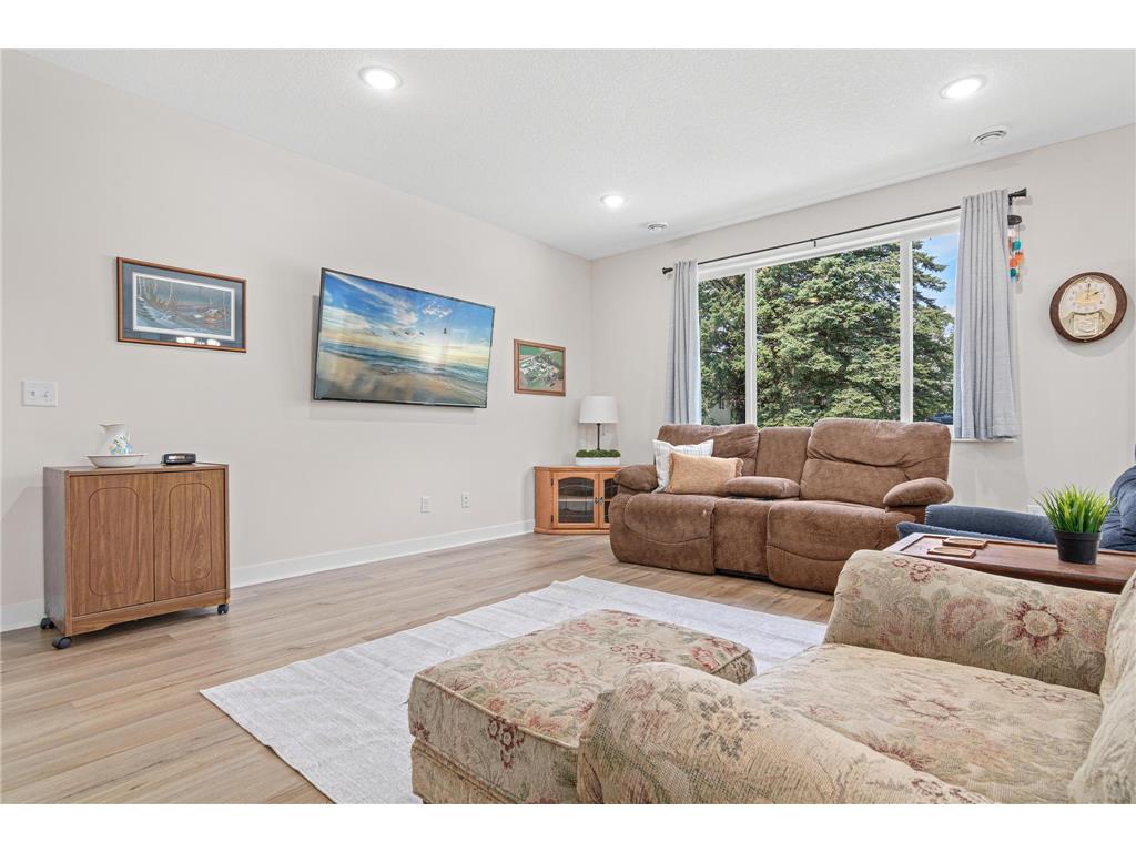 1319 Violet Street New Richmond WI 54017 6819379 image5