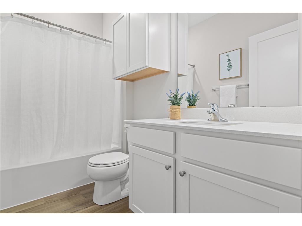 1319 Violet Street New Richmond WI 54017 7098116 image23