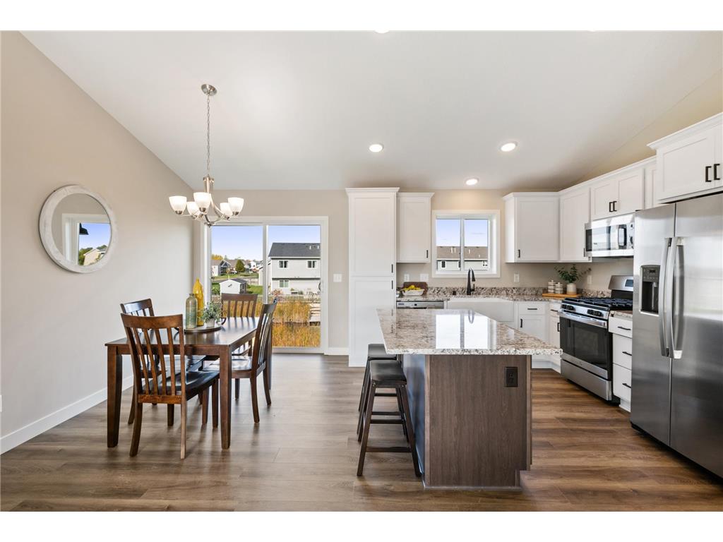 1319 Woods Road NE Isanti MN 55040 7017159 image5