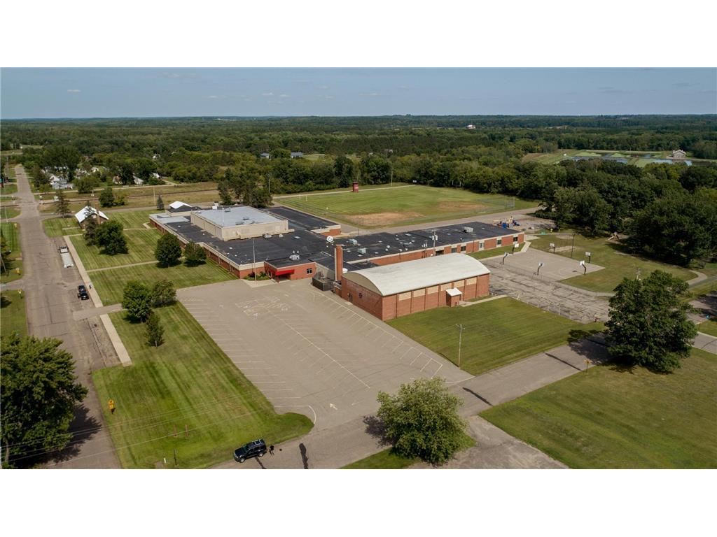 132 1st Avenue S Motley MN 56466 6255617 image1