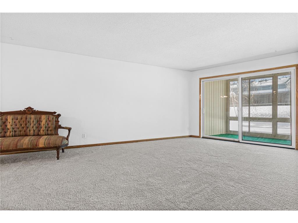 132 Demont Avenue E #136 Little Canada MN 55117 6824506 image13