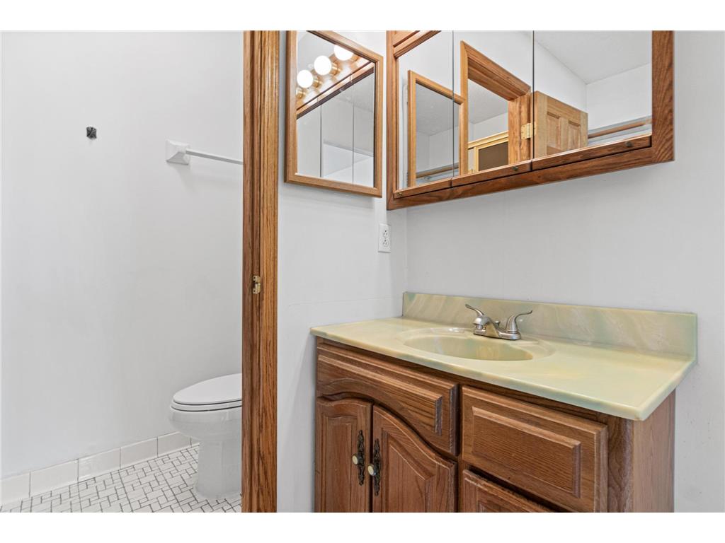 132 Demont Avenue E #136 Little Canada MN 55117 6824506 image17
