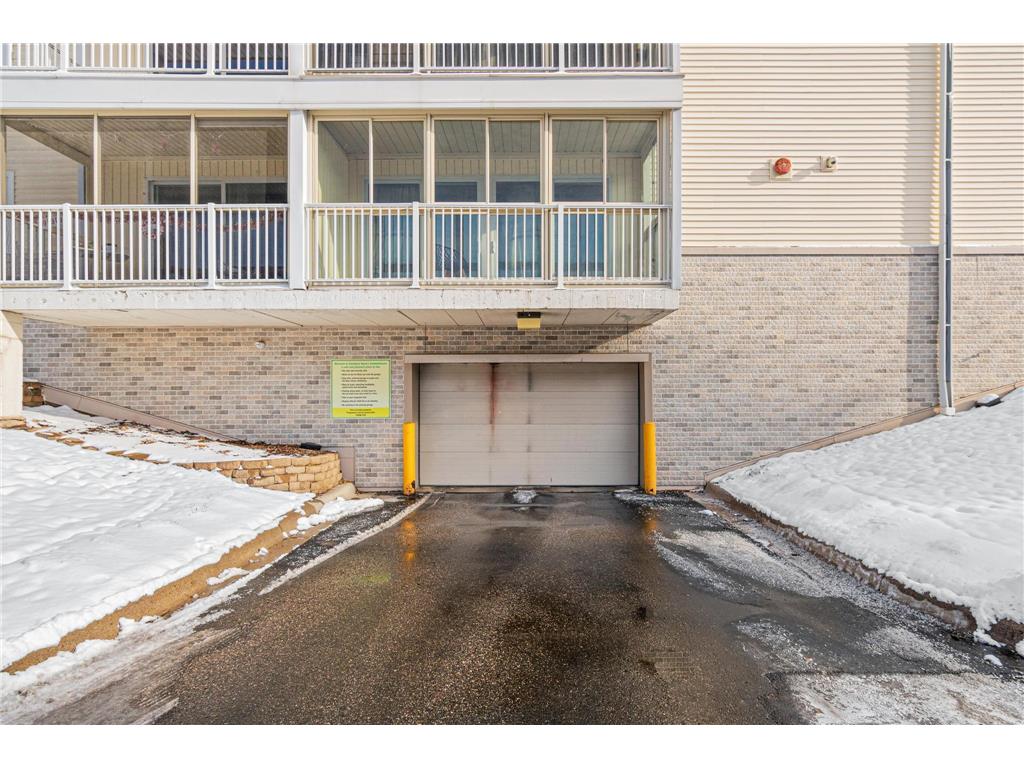132 Demont Avenue E #136 Little Canada MN 55117 6824506 image20