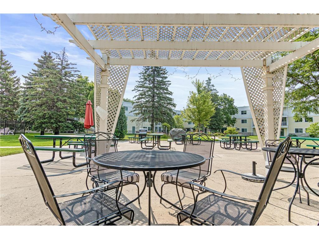 132 Demont Avenue E #136 Little Canada MN 55117 6824506 image24