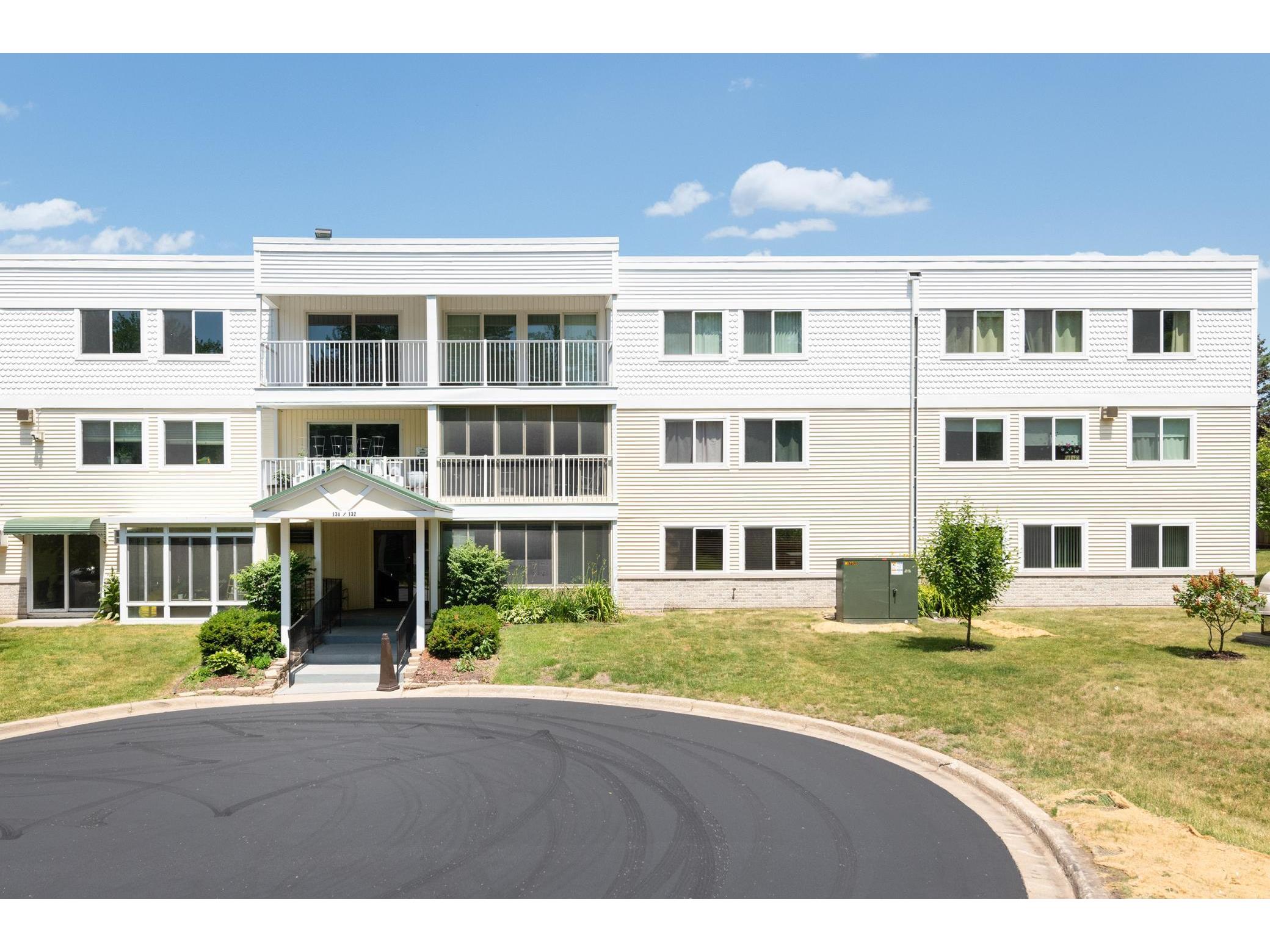 132 Demont Avenue E 141, Little Canada, MN 55117 MLS 5762467