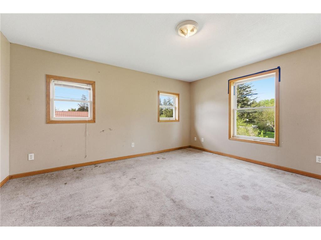 132 Gates Avenue Kenyon MN 55946 7063011 image22