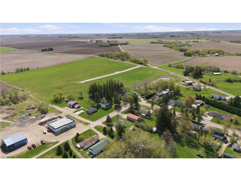 132 Gates Avenue Kenyon MN 55946 7063011 image36