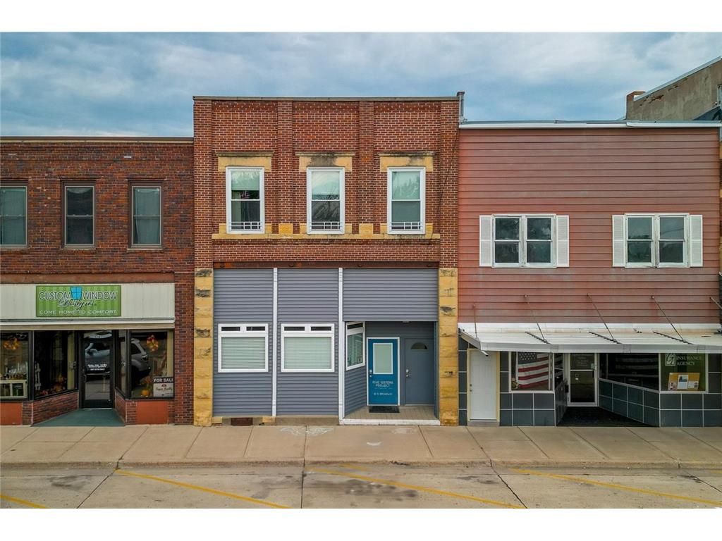 132 S Broadway Wells MN 56097 6772567 image1