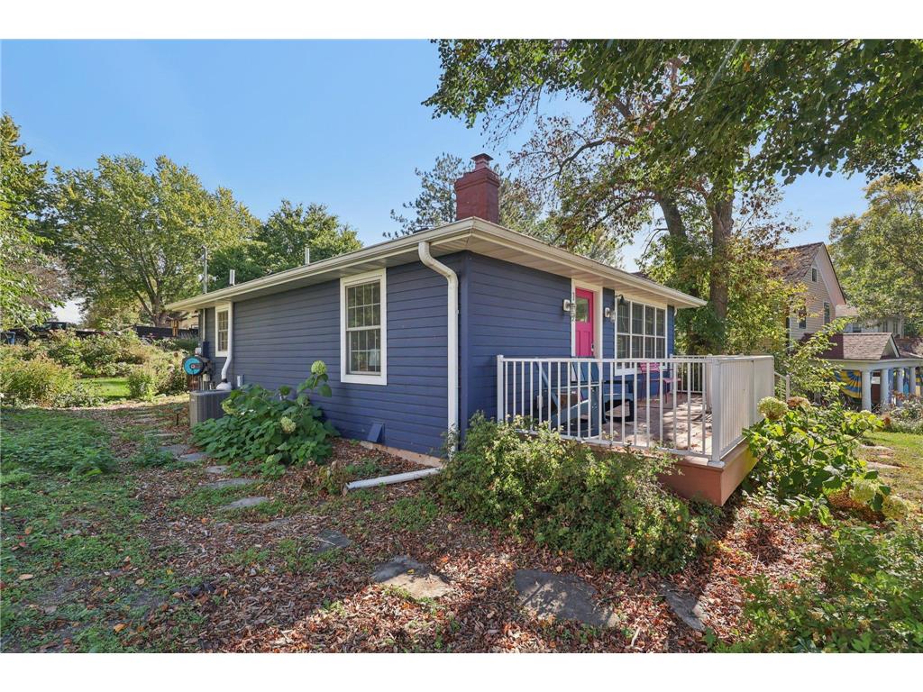 132 Summit Avenue Center City MN 55012 - North Center Lake 6799657 image12
