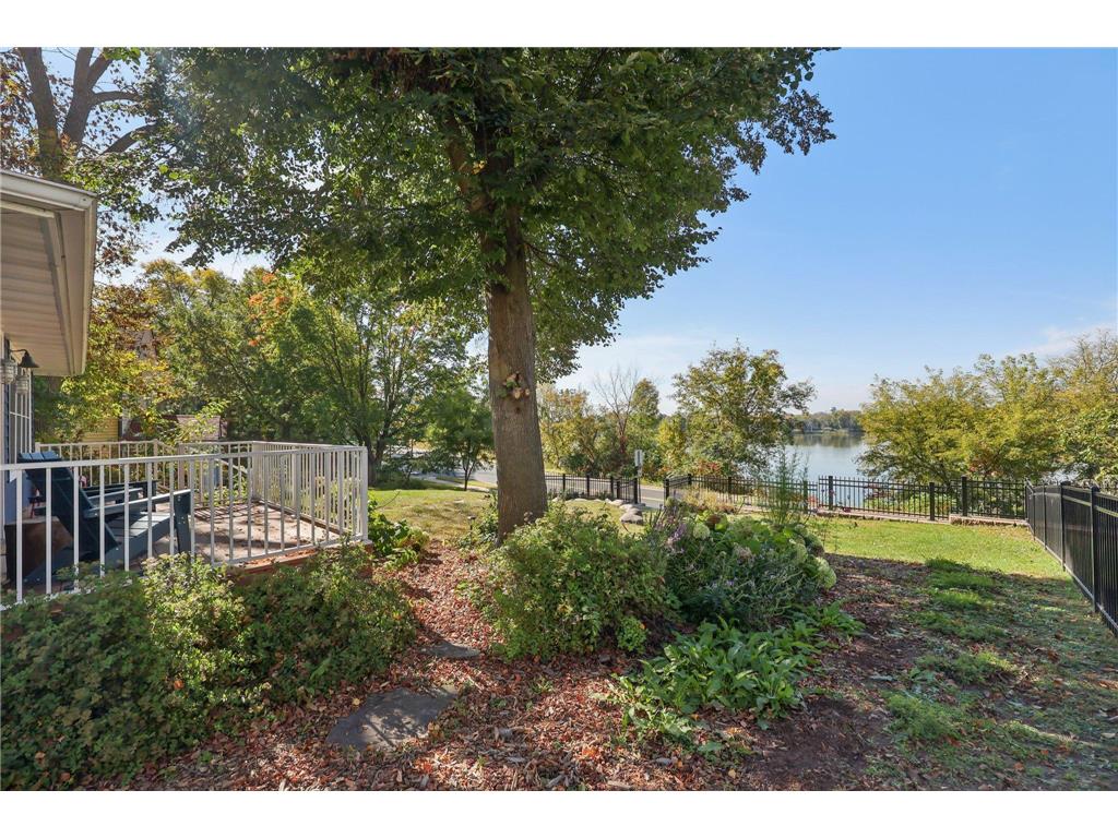 132 Summit Avenue Center City MN 55012 - North Center Lake 6799657 image3