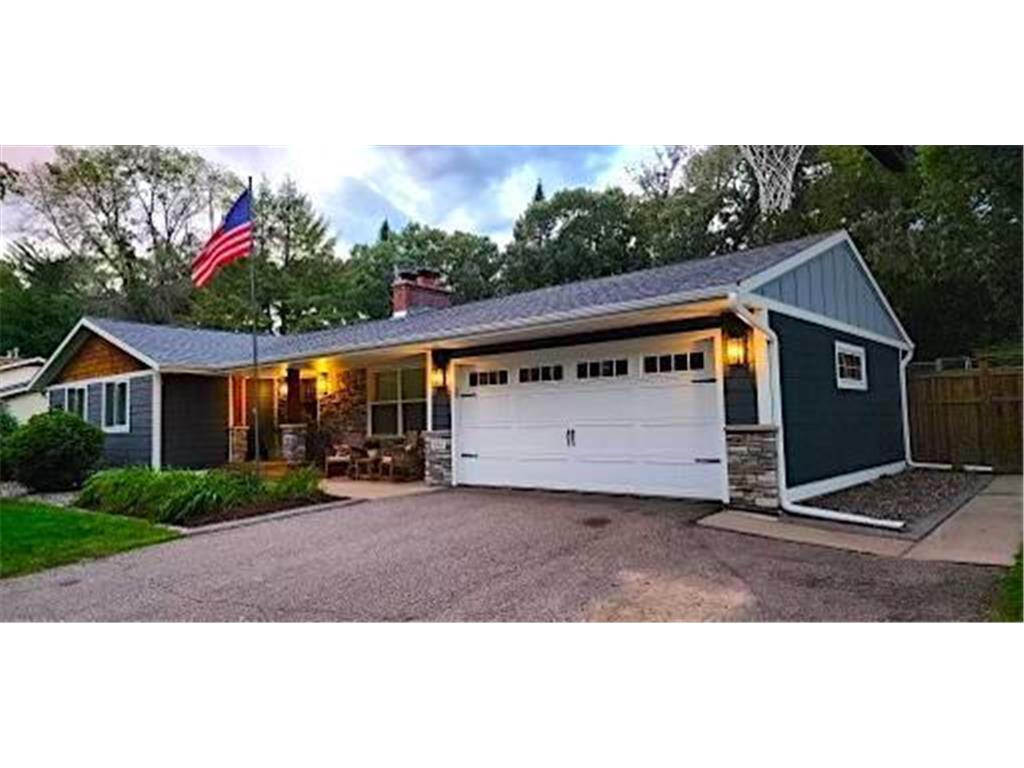 132 Surrey Trail N Apple Valley MN 55124 6357813 image1