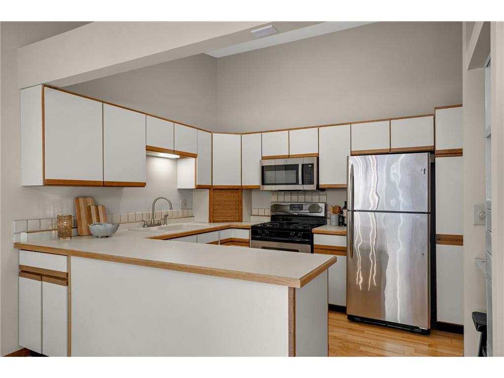 132 W Eagle Lake Drive Maple Grove MN 55369 - Eagle 7050339 image9