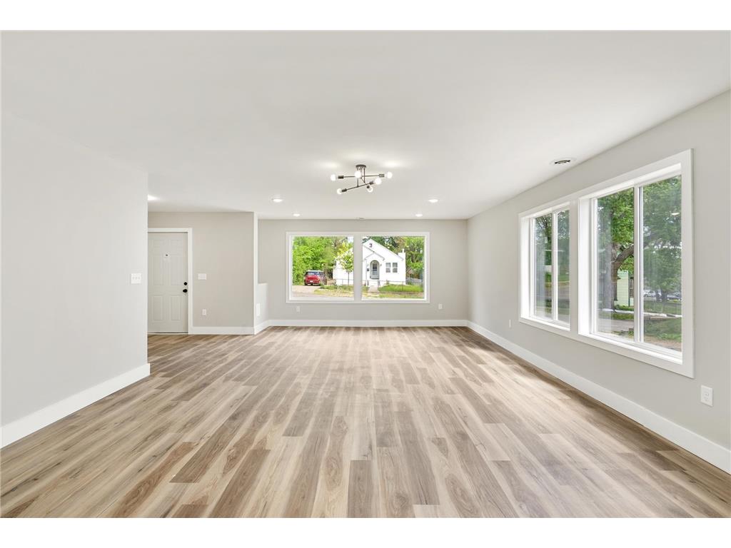 132 York Avenue Saint Paul MN 55117 7079229 image5