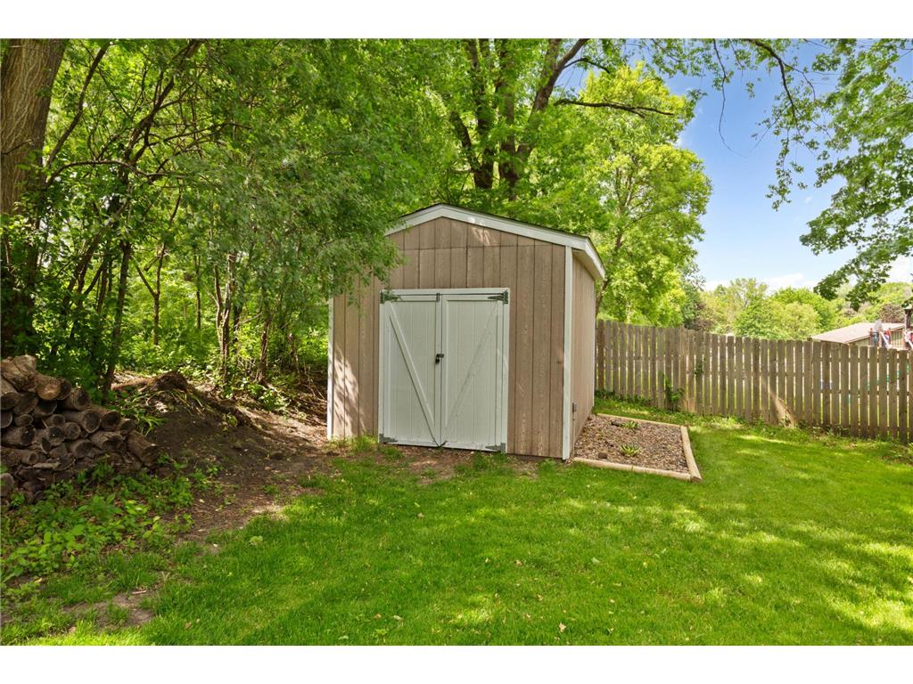 1320 11th Avenue NE Faribault MN 55021 7088245 image40