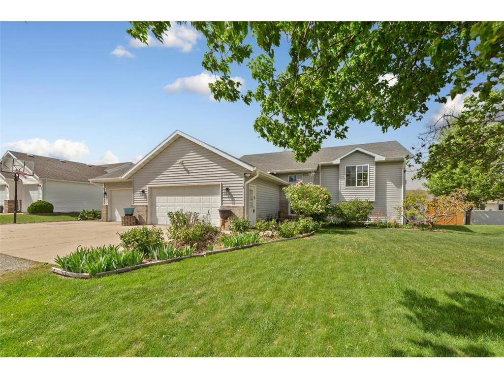 1320 18th Street SE Owatonna MN 55060 6715350 image1