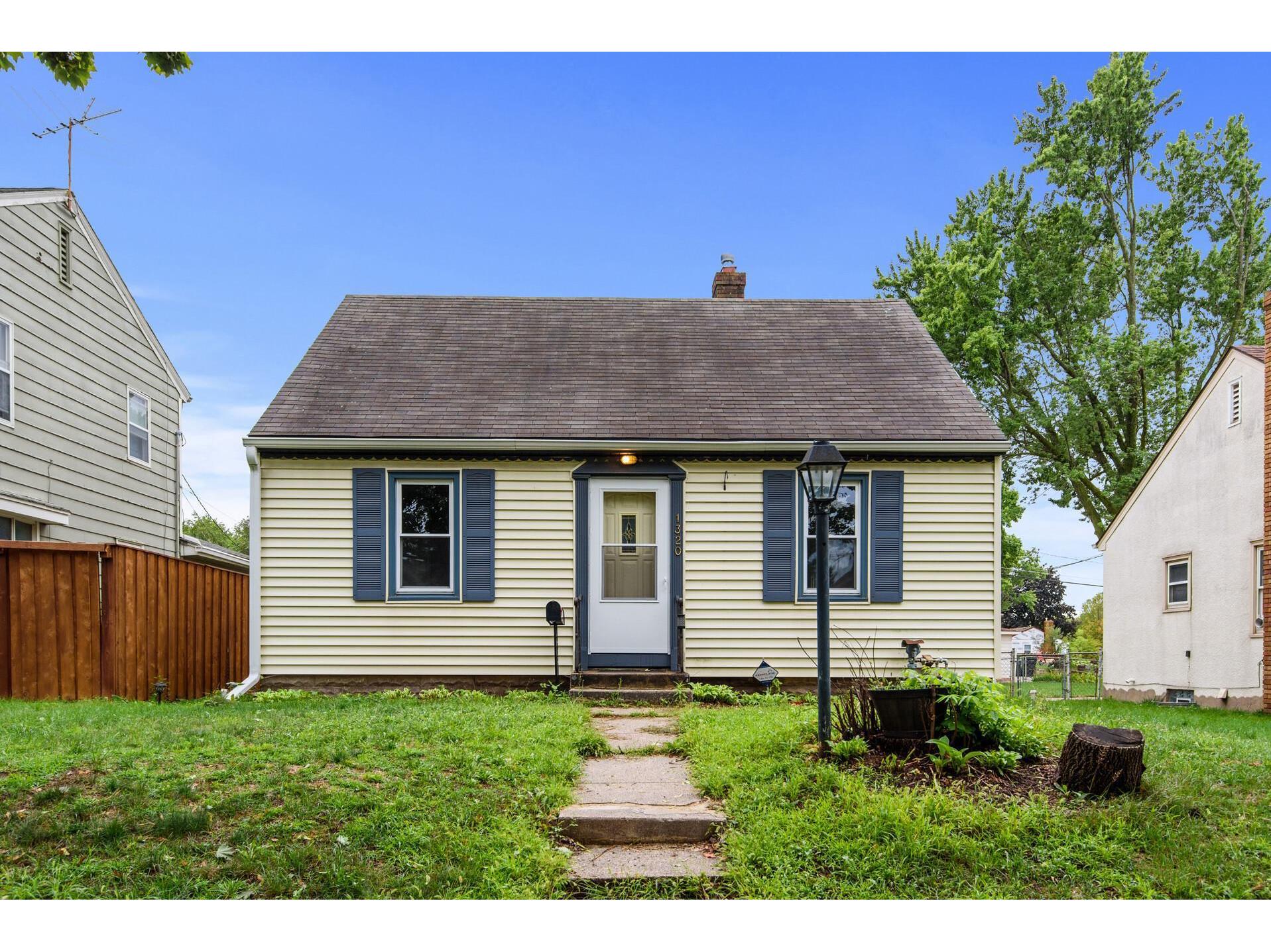 1320 6th Street E, Saint Paul, MN 55106 MLS 6093398 Edina Realty