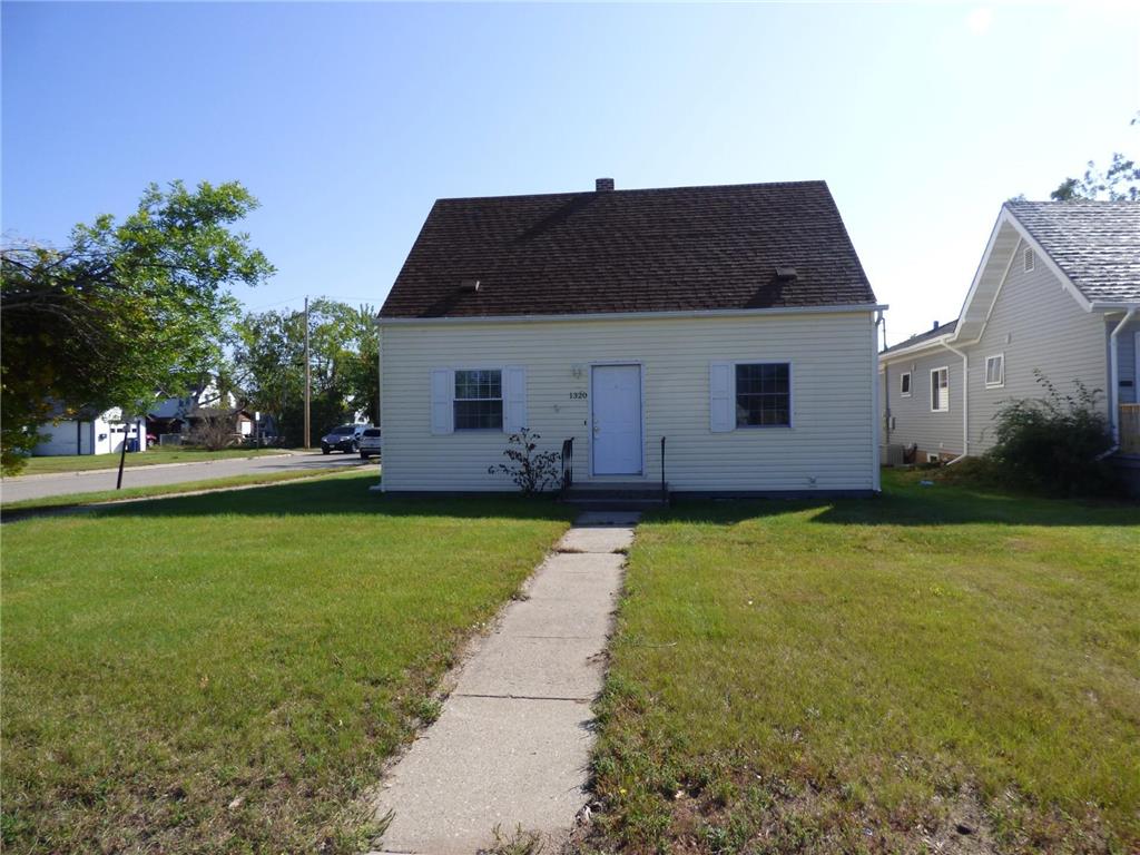 1320 Bemidji Avenue N Bemidji MN 56601 6816120 image18