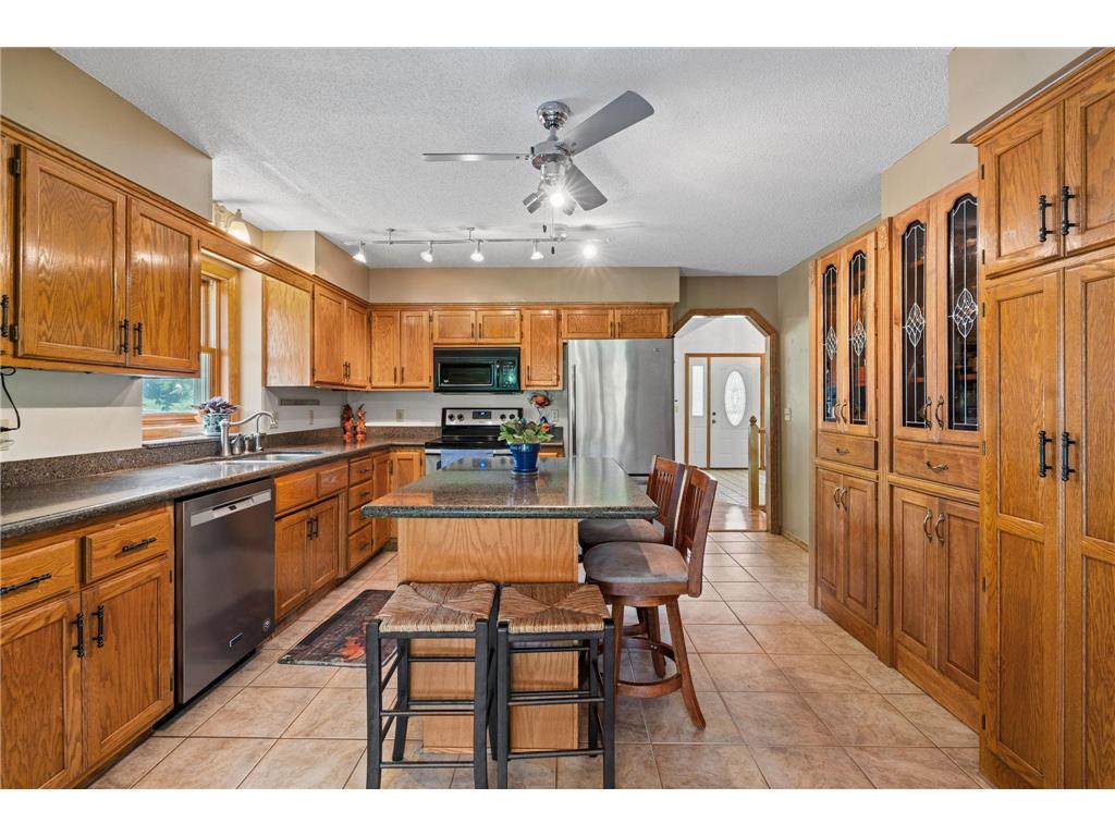 1320 Griffin Avenue Mahtomedi MN 55115 7073607 image10