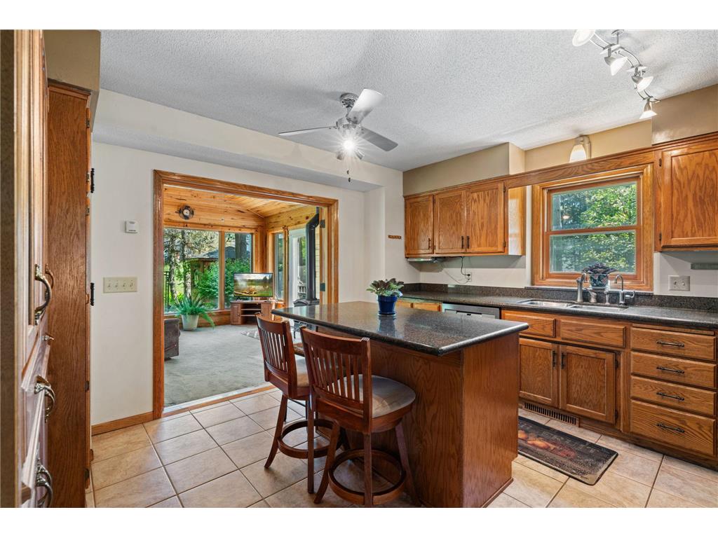 1320 Griffin Avenue Mahtomedi MN 55115 7073607 image14