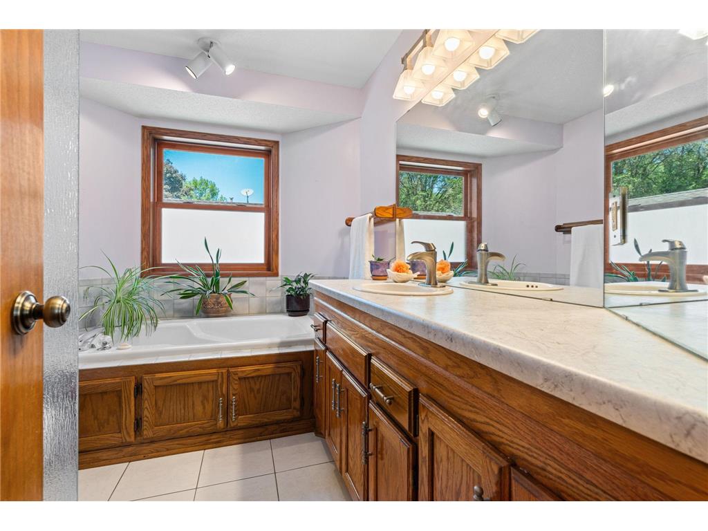 1320 Griffin Avenue Mahtomedi MN 55115 7073607 image23