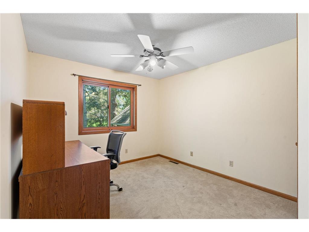 1320 Griffin Avenue Mahtomedi MN 55115 7073607 image29