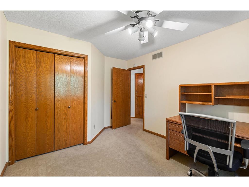 1320 Griffin Avenue Mahtomedi MN 55115 7073607 image30
