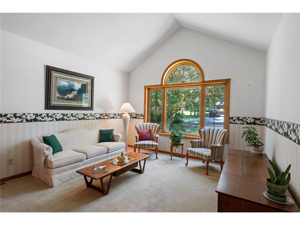 1320 Griffin Avenue Mahtomedi MN 55115 7073607 image6
