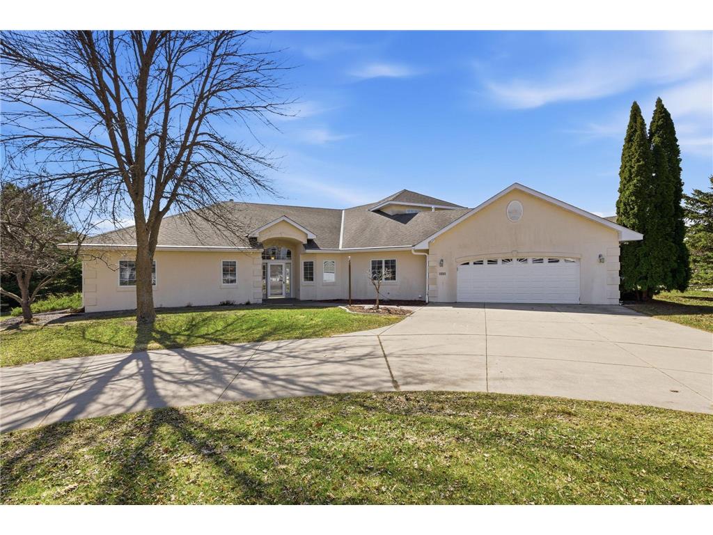 1320 Heritage Avenue NW Hutchinson MN 55350 7044502 image1