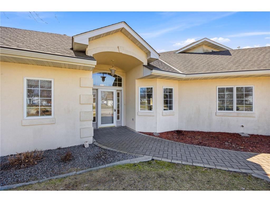1320 Heritage Avenue NW Hutchinson MN 55350 7044502 image2