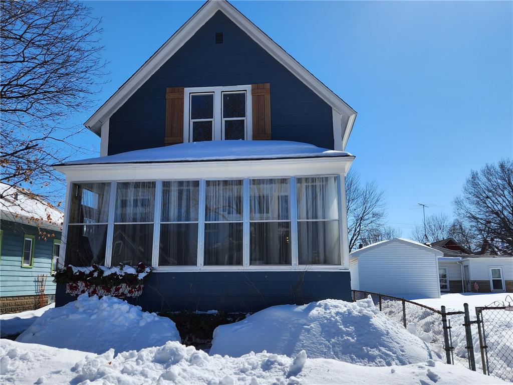 1320 Minnehaha Avenue W Saint Paul MN 55104 6341745 image1