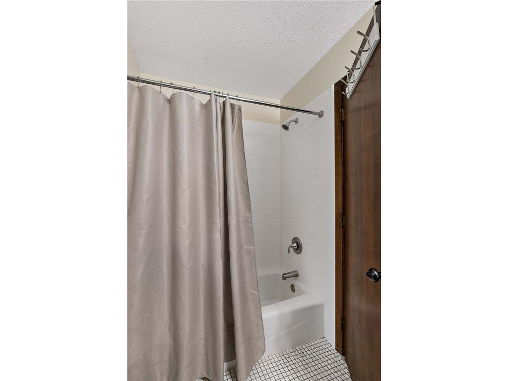 1320 Norcrest Avenue N West Lakeland Twp MN 55082 7029338 image32