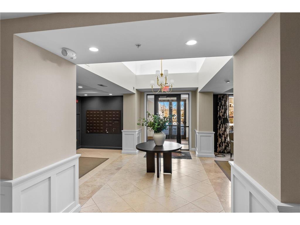 1320 Riverside Lane #112 Mendota Heights MN 55118 7045282 image10