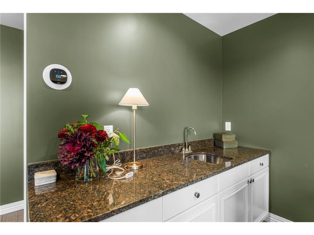 1320 Riverside Lane #112 Mendota Heights MN 55118 7045282 image57