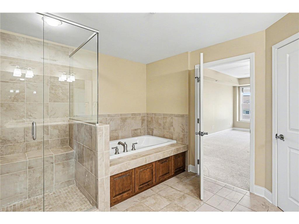 1320 Riverside Lane #202 Mendota Heights MN 55118 7066694 image16