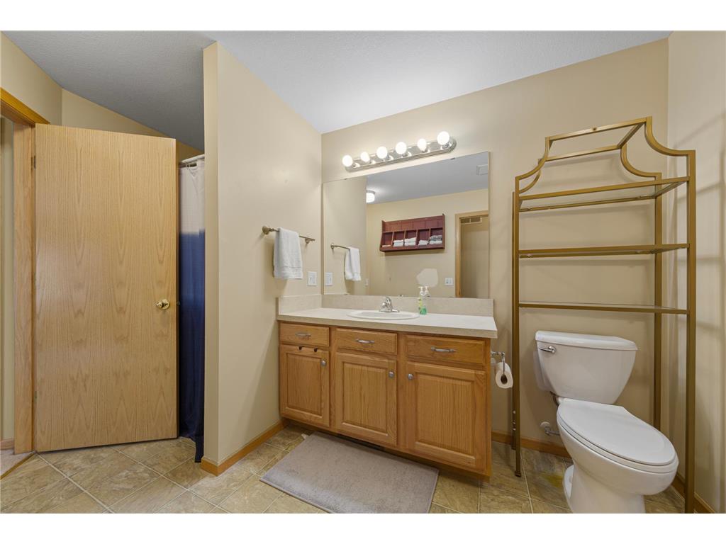 1320 S Trail Drive Faribault MN 55021 7056718 image21