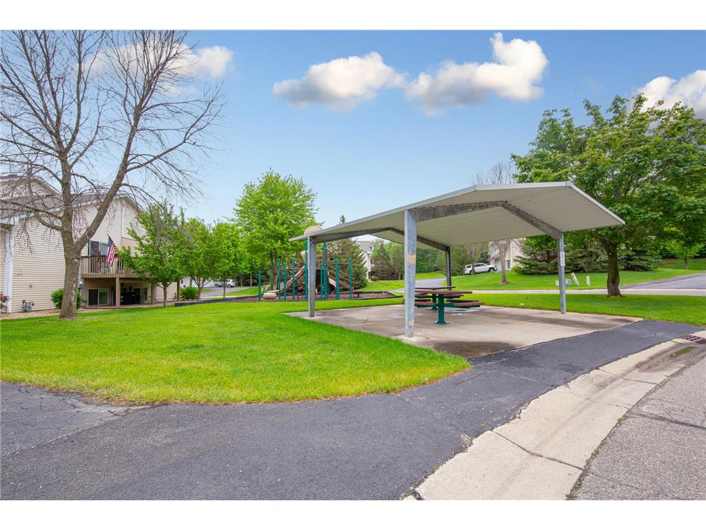 1320 S Trail Drive Faribault MN 55021 7056718 image32