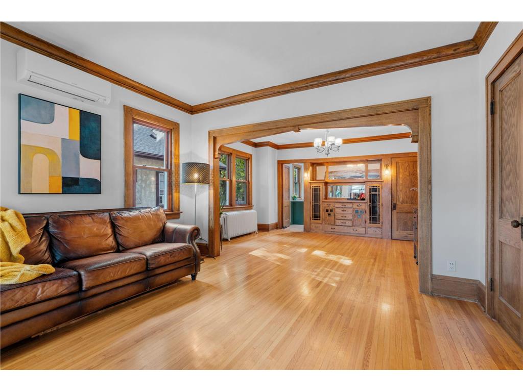 1320 Saint Clair Avenue Saint Paul MN 55105 6597166 image1