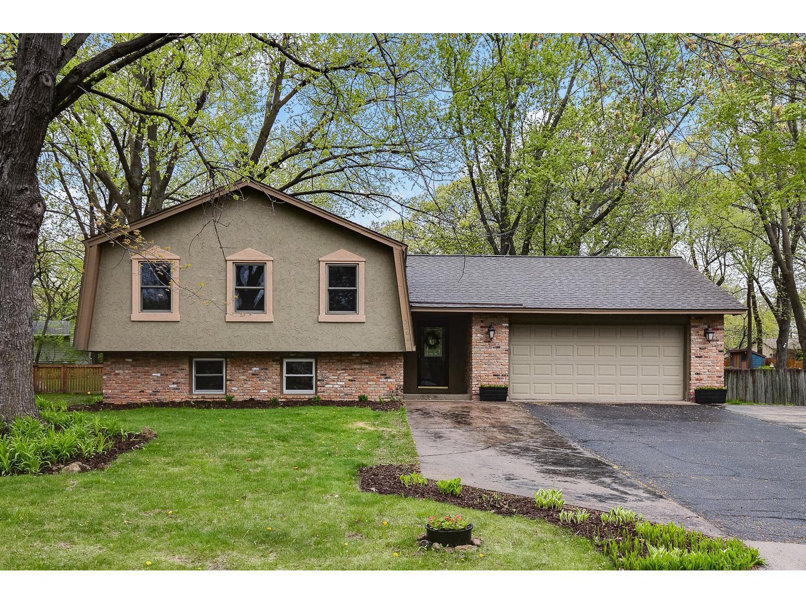 13200 E Manor Boulevard, Burnsville, MN 55337 MLS 5750244 Edina Realty