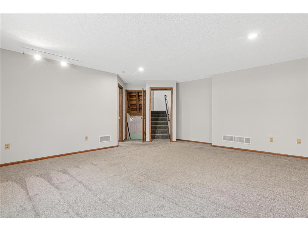 13200 Isanti Street NE Blaine MN 55449 7110217 image24