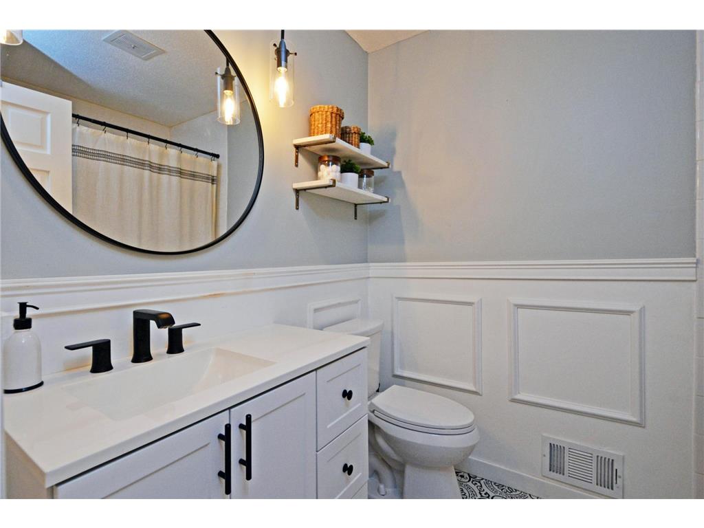 13201 Walnut Drive Burnsville MN 55337 7073145 image26