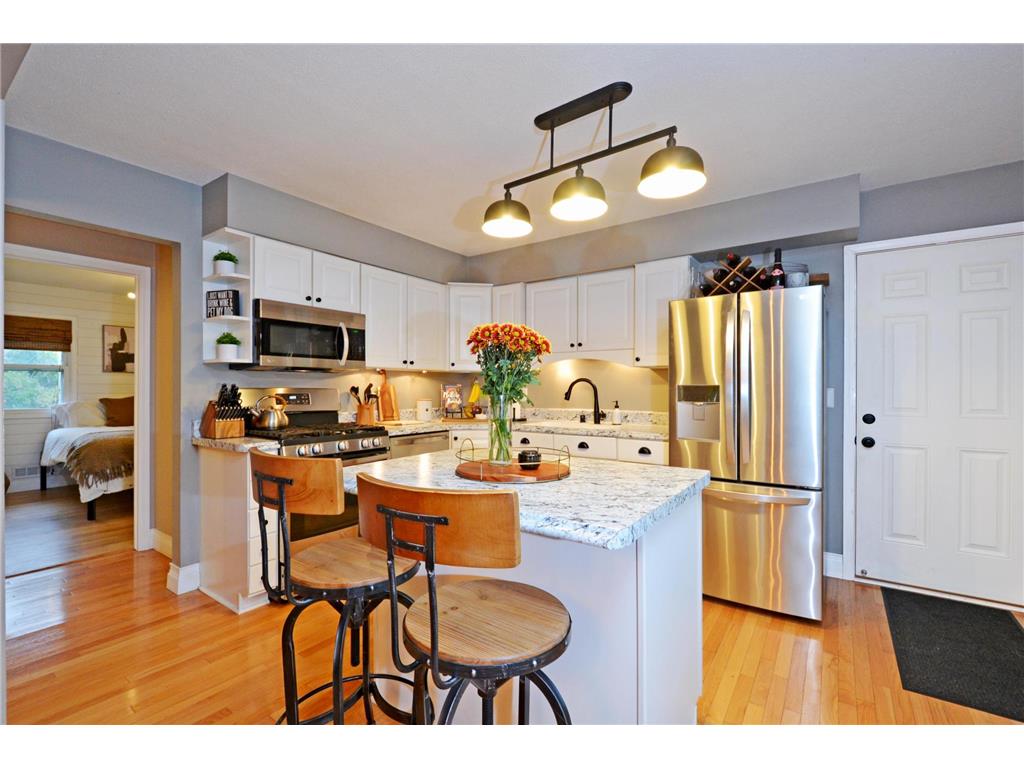 13201 Walnut Drive Burnsville MN 55337 7073145 image3