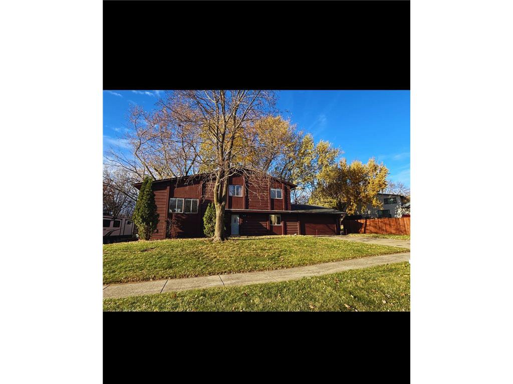 13204 Parkwood Drive Burnsville MN 55337 6818508 image1