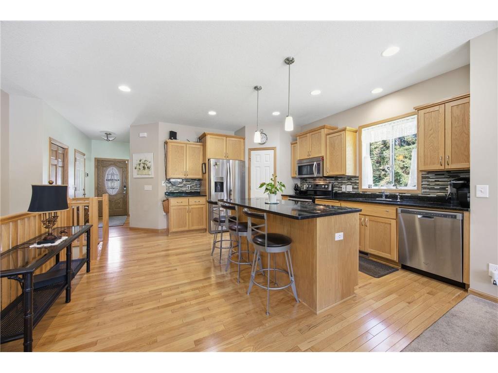 13205 Galena Way Apple Valley MN 55124 7100280 image2