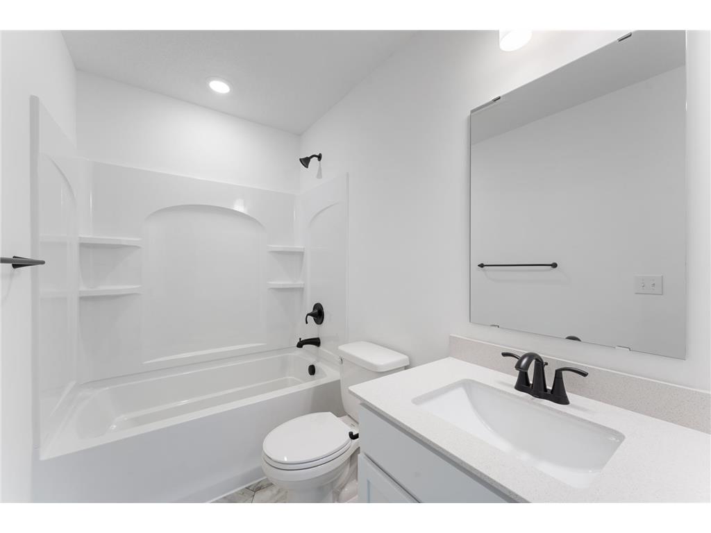 13207 Hupp Court NE Blaine MN 55449 7048104 image17