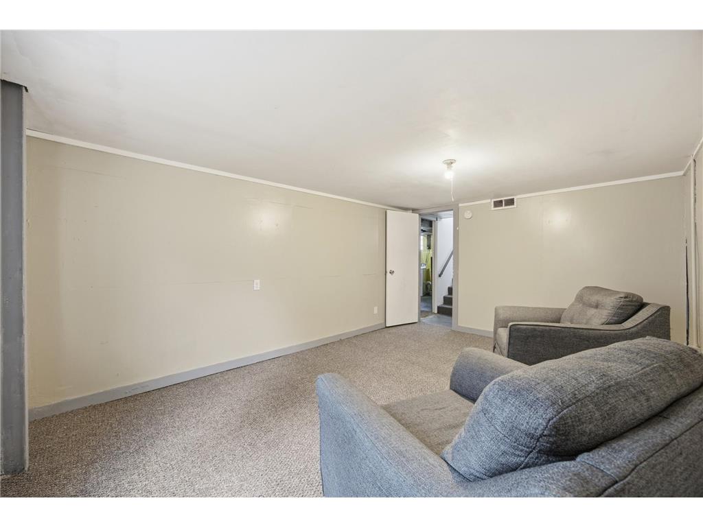 1321 9th Avenue S Moorhead MN 56560 7054757 image19