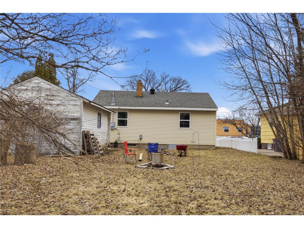 1321 9th Avenue S Moorhead MN 56560 7054757 image26