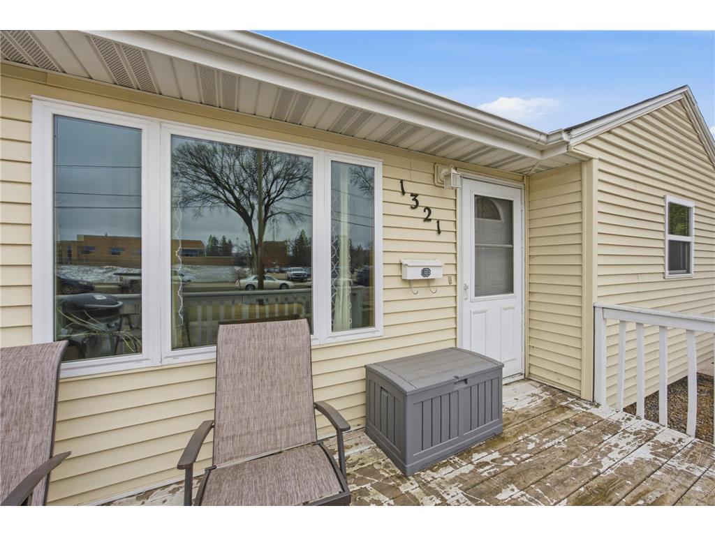 1321 9th Avenue S Moorhead MN 56560 7054757 image5